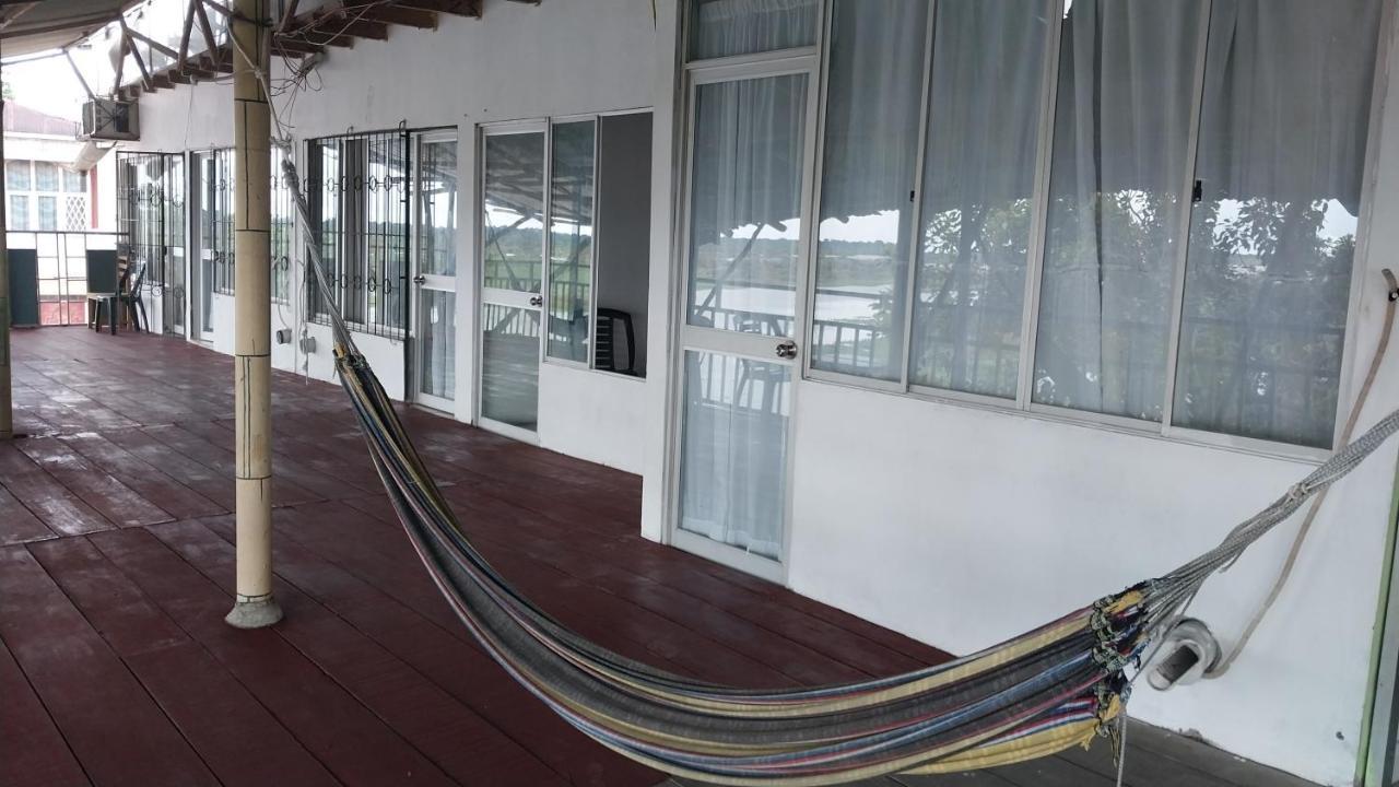 Amazon Breeze Hotel Iquitos Exterior photo